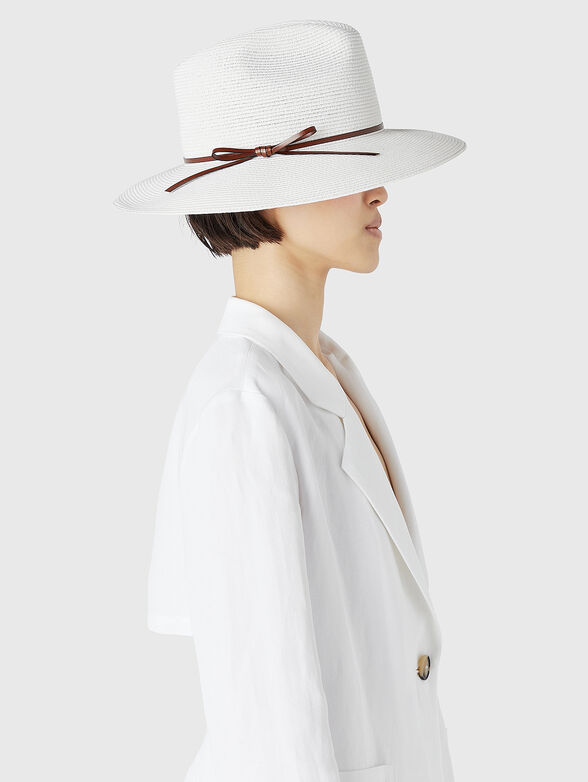 Raffia hat  - 2