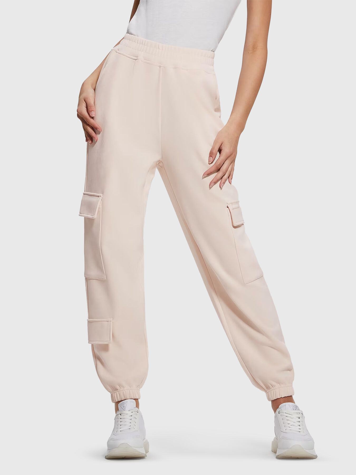Sports cargo pants brand GUESS Globalbrandsstore en
