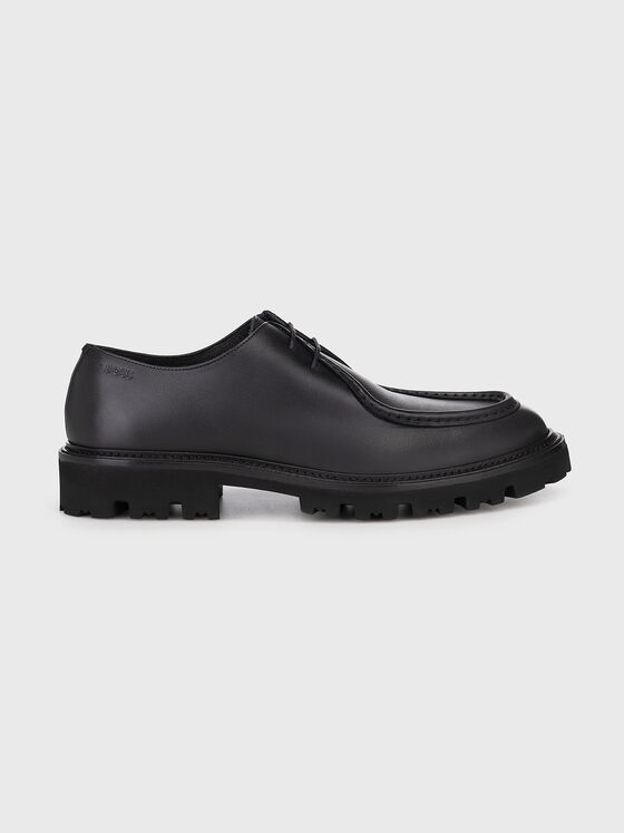 Black shoes - 1