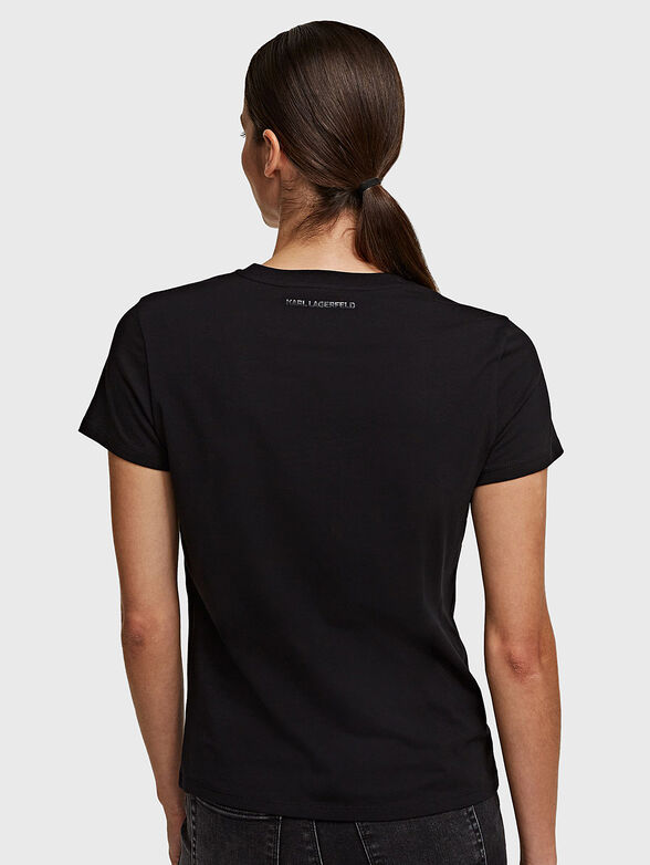 Black cotton t-shirt with sleek logo - 2