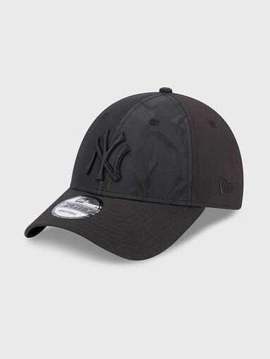 Multicoloured hat with visor - 4