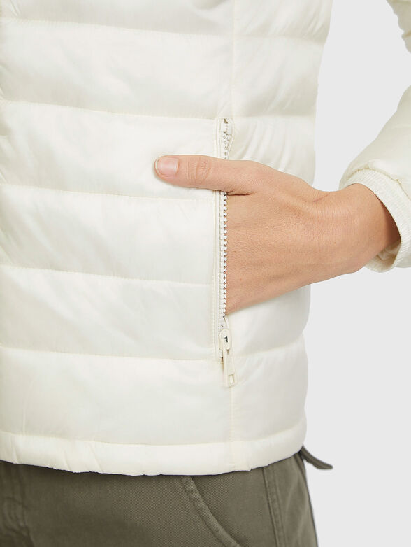 Transitional jacket with quilted effect in beige - 6