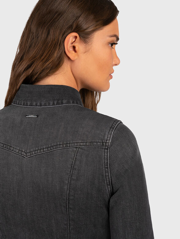 Denim dress with snap buttons - 5