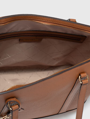 Large ANDIE bag with granulated texture - 5