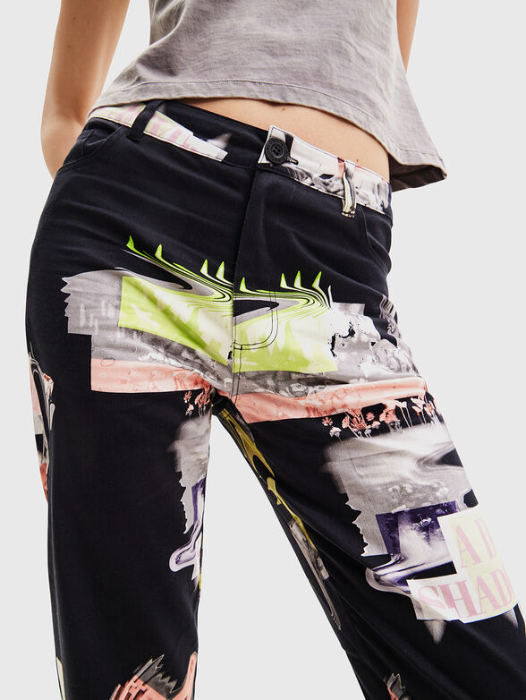 Trousers with multicoloured prints - 3