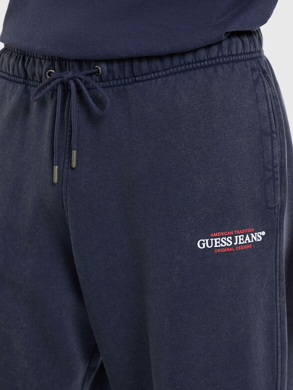Cotton sports pants with ties and logo detail - 3