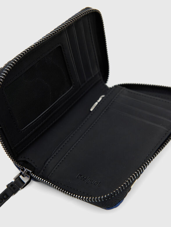 Wallet with black and white details - 3