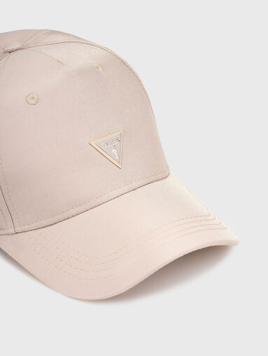 Baseball cap with logo - 4