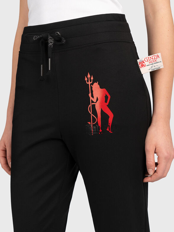 JL004 sports trousers with contrasting print - 3