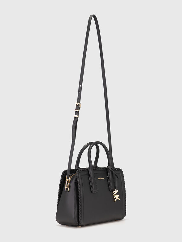 Leather bag with gold details - 2