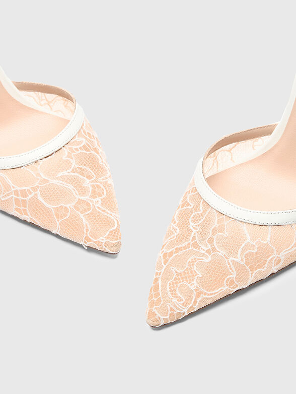 STUART POWER STRAP 8 shoes with floral embroidery - 5
