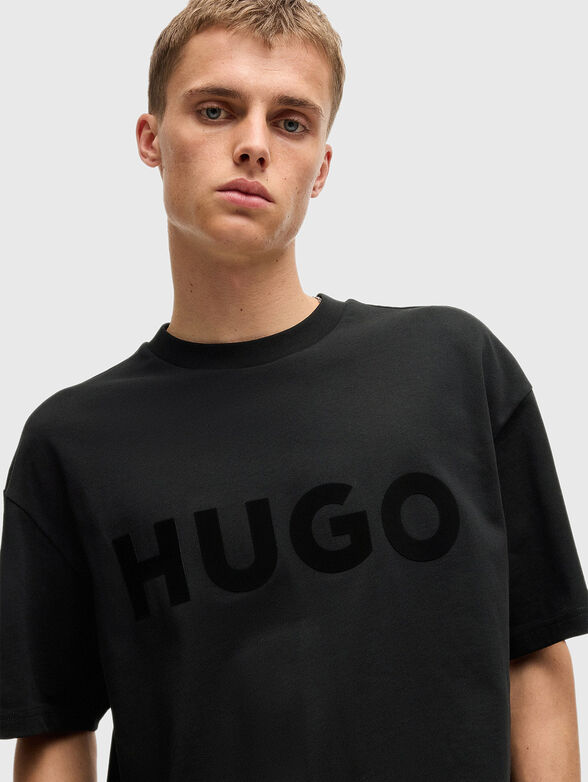 Cotton T-shirt with oval neckline in beige - 4