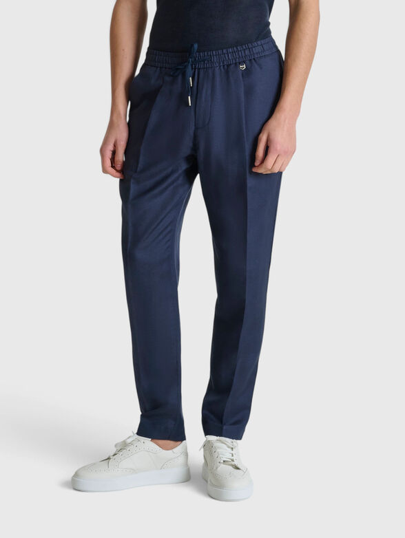 Trousers with a mini logo detail - 1