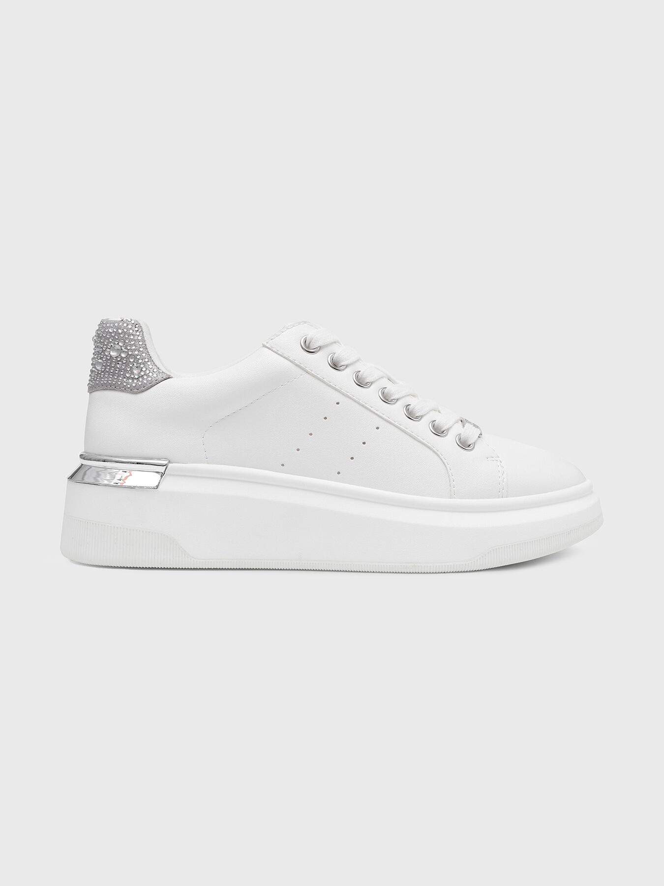 GLACIAL R sneakers brand STEVE MADDEN Globalbrandsstore en