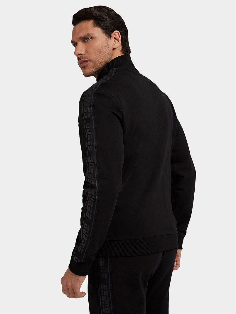 ARLO sweatshirt with zipper and logo accent - 3