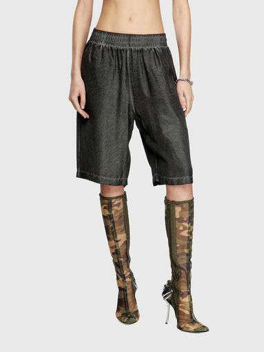 P-LEON unisex shorts - 4