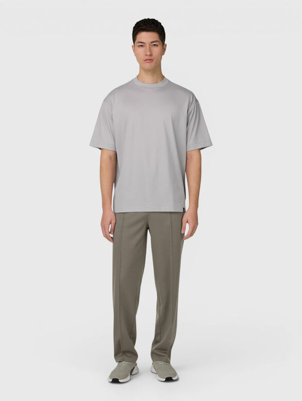 Wool trousers with an elastic waistband - 4