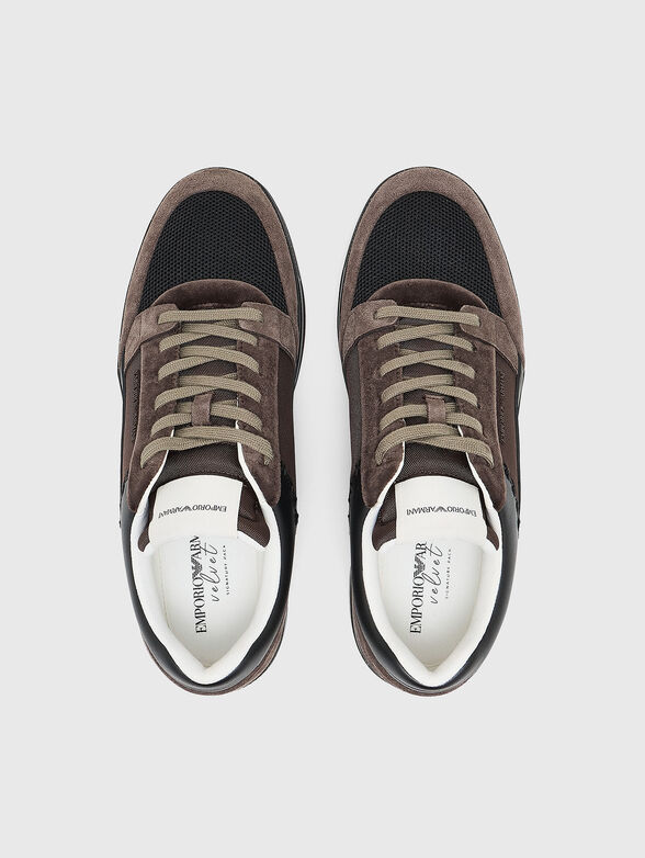 Sneakers with a logo detail - 6