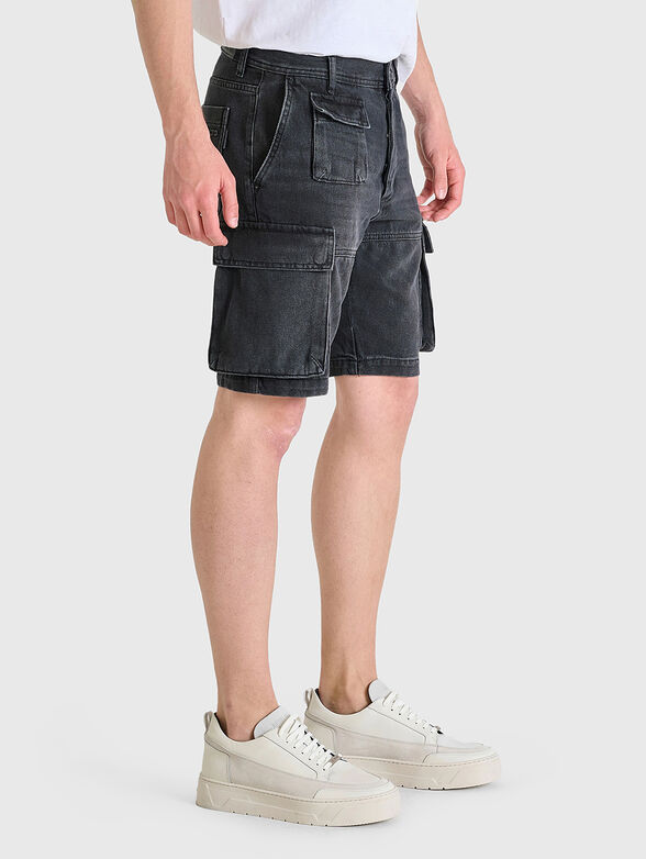Denim shorts with accent pockets - 1