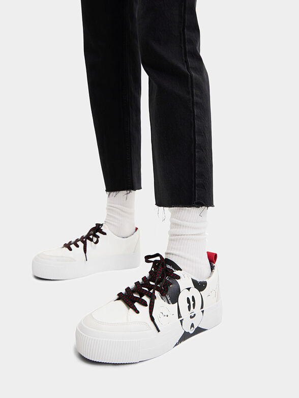 White sports shoes with Mickey Mouse accent - 2