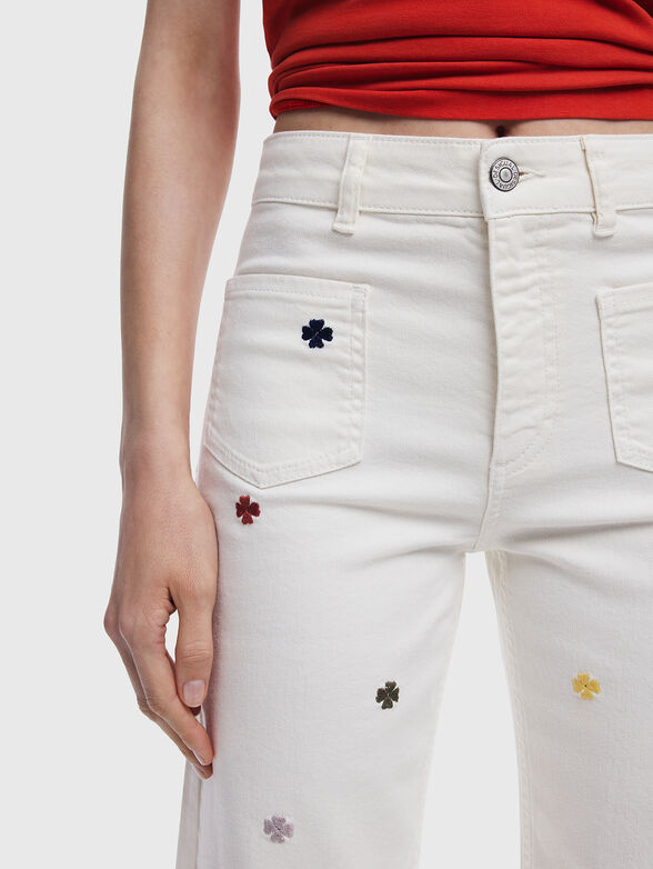 LUNA jeans with floral embroidery - 3