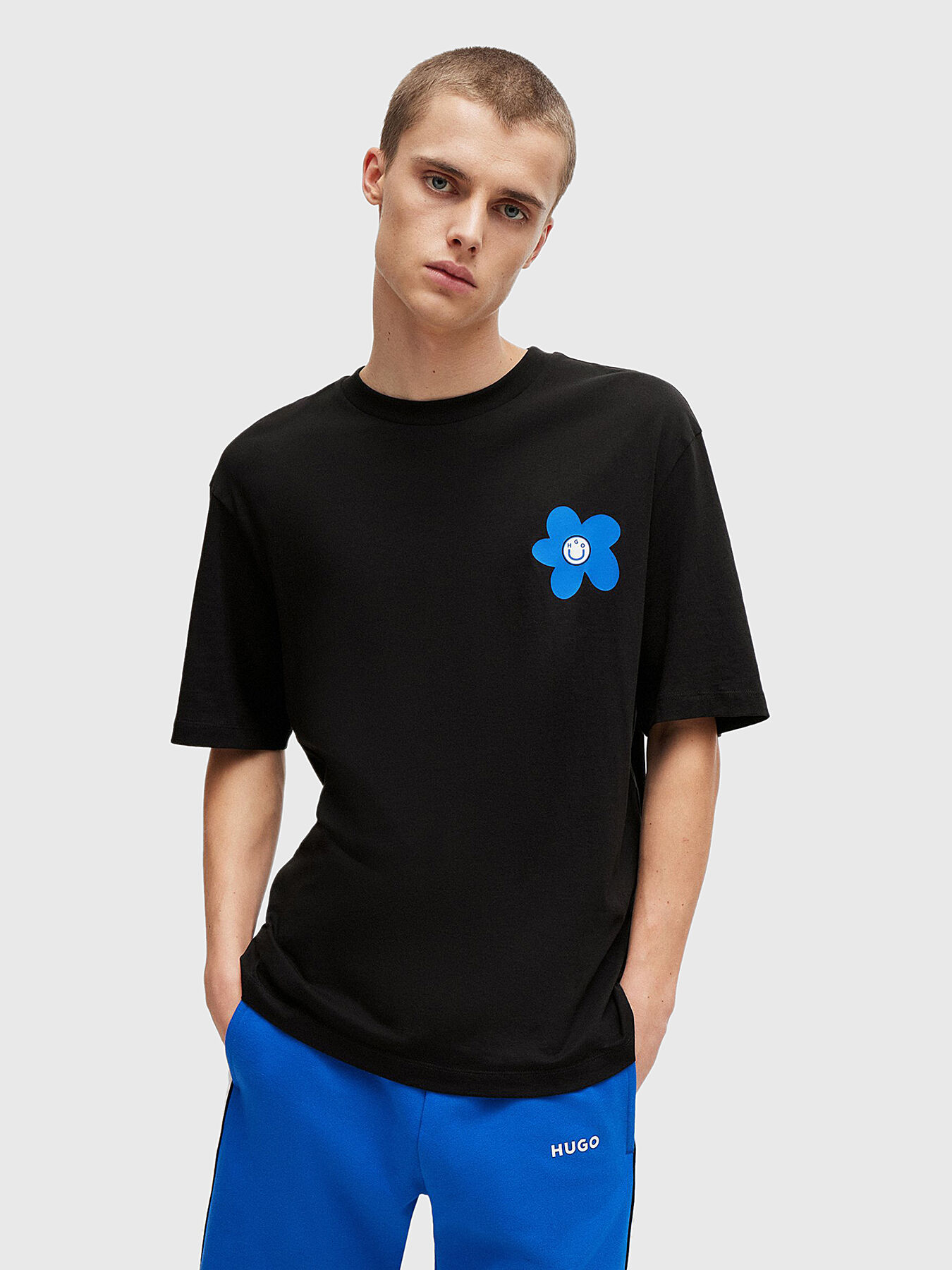 関税・送料込【HUGO】Noretto 01 BLUE 半袖Tシャツ HUGO BOSS HUGO Noretto 01 BLUE 半袖Tシャツ 関＊送込