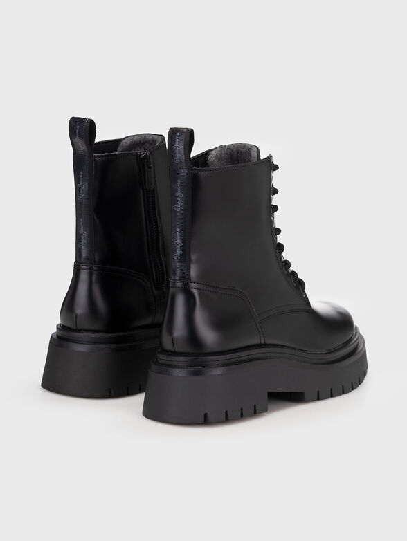 Black boots - 3