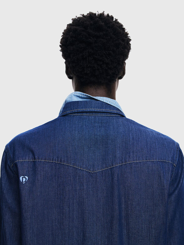 Denim shirt with contrast collar  - 5