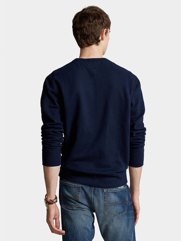 Blue sweatshirt with accent logo - 3