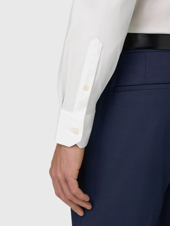 White shirt in cotton blend  - 4