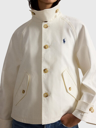 White cotton jacket with a high collar - 4