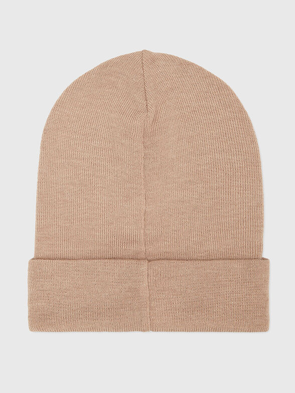 Beige hat with contrasting logo lettering - 2