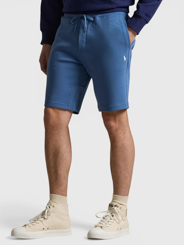Shorts with a mini logo - 1