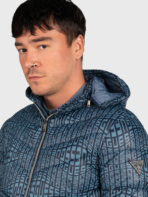 Padded jacket in black color with logo patch - 4