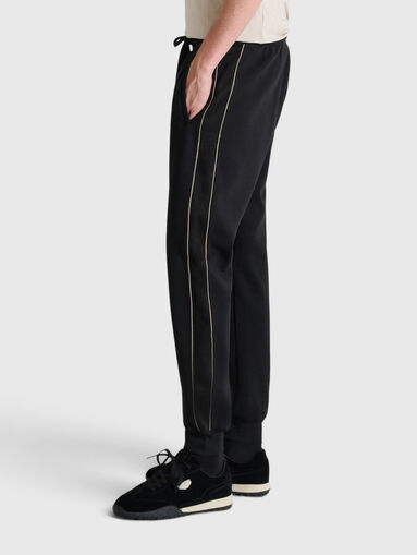 Black regular fit trousers - 3