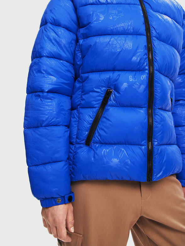 Quilted jacket with print in black colour - 6