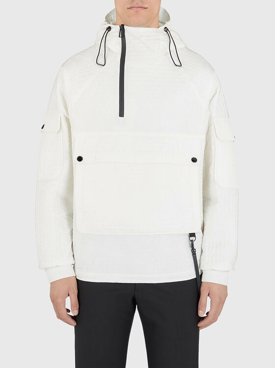 Преходно яке с качулка и акцентни джобове - 1