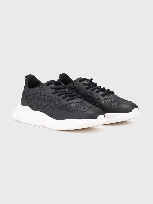 Black sports shoes with logo - 2