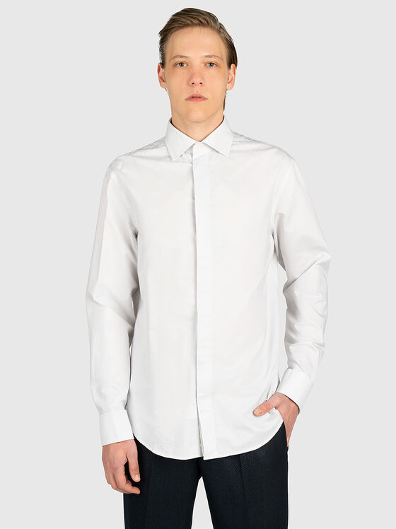 Бяла риза със скрито закопчаване - 1