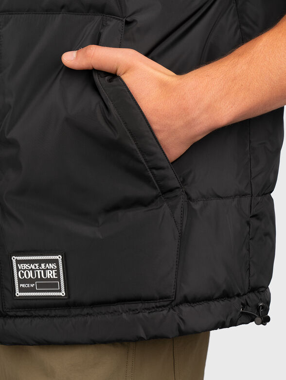 Double-faced vest with monogram logo - 5