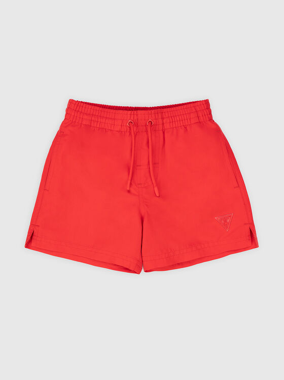 Плажни шорти в червен цвят - 1