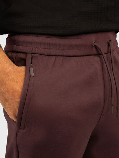 Cotton sports trousers with pockets - 4