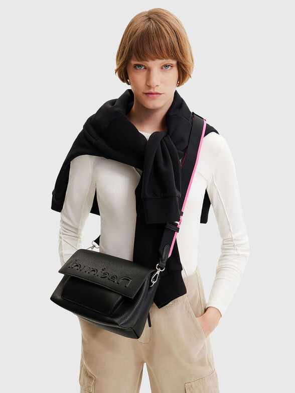 VENECIA black crossbody bag with logo accent - 2
