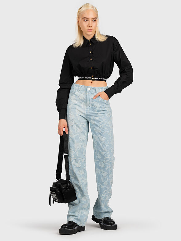 Cropped shirt with logo band and golden buttons - 2