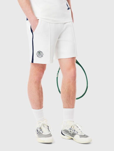 Shorts with accent stitching - 3