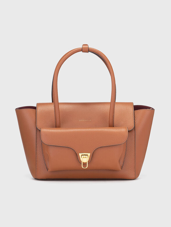 Leather bag with gold details - 1