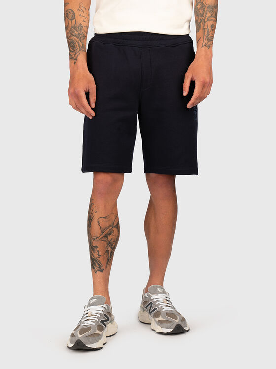 Sports shorts with logo - 1