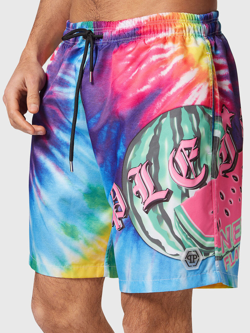 Beach shorts with print - 3