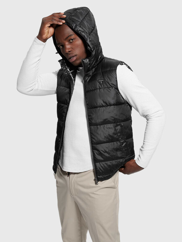 Black puffer vest - 5