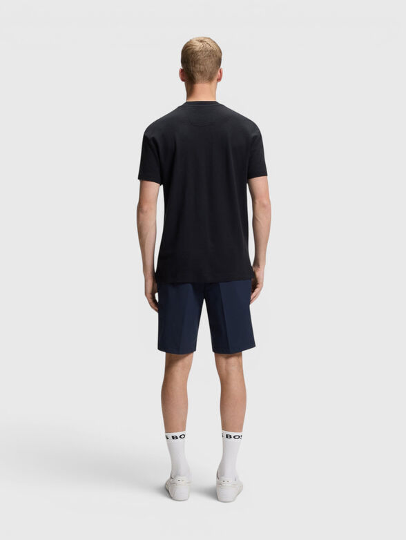 T-shirt with a round neckline - 3